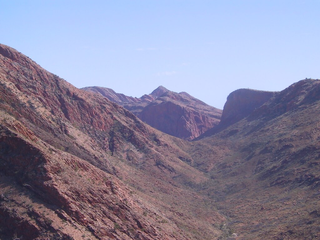 Randonn&eacute;e dans Larapinta Trail en Australie