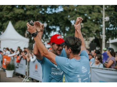 Aprenda a Gerenciar a Pré-Corrida para um Desempenho Excelente: 10 Dicas Essenciais sobre Treino, Alimentação e Mentalidade para Vencer sua Próxima Competição