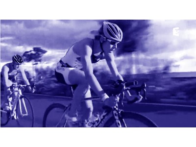 Vélo de Triathlon pour Femme, faut-il investir sur un vélo spécifique ?