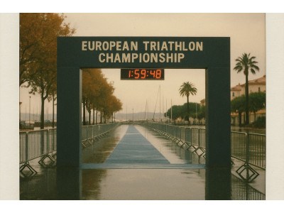 Milan Larivière : Sacre Européen et Domination Totale en Triathlon