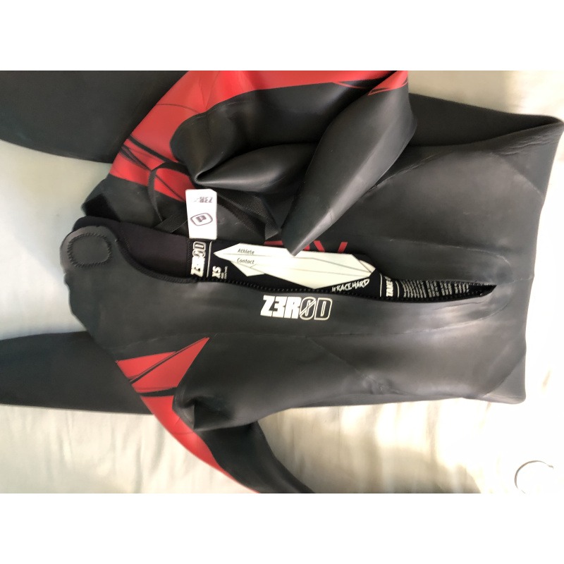 89-combinaisons-neoprene-24FA379C-B99B-47BA-97E9-EC73BF19BCAB.jpg