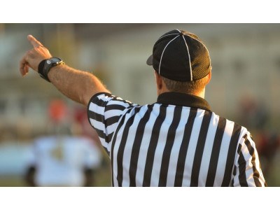 Domine as regras do triatlo: da natação à corrida. Evite penalidades e garanta uma prova conforme e bem-sucedida.