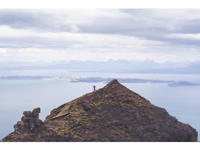 Entdecken Sie 5 wichtige Tipps zur Optimierung Ihrer Trail-Leistung. Verbessern Sie Ihre Technik, Ihr Kraftmanagement und Ihr Laufvergnügen.