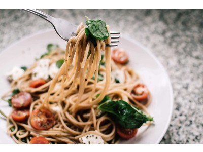 Stay on Track! Learn What and When to Eat During Your Running for Triathlon or Trail to Avoid Hitting the Wall.