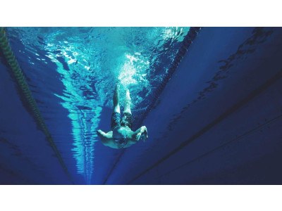 Migliora le tue prestazioni in nuoto: 6 consigli essenziali per triatleti