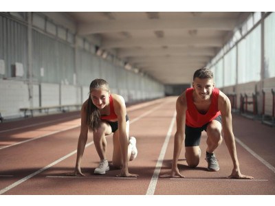 Comprende qué es el VO2max y cómo medirlo. Descubre su papel clave en la resistencia y el rendimiento en triatlón y trail.