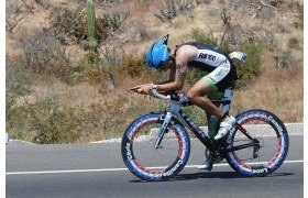 ¡Prepárate para tu triatlón sin preocupaciones! Lista de comprobación de equipo esencial para cada segmento