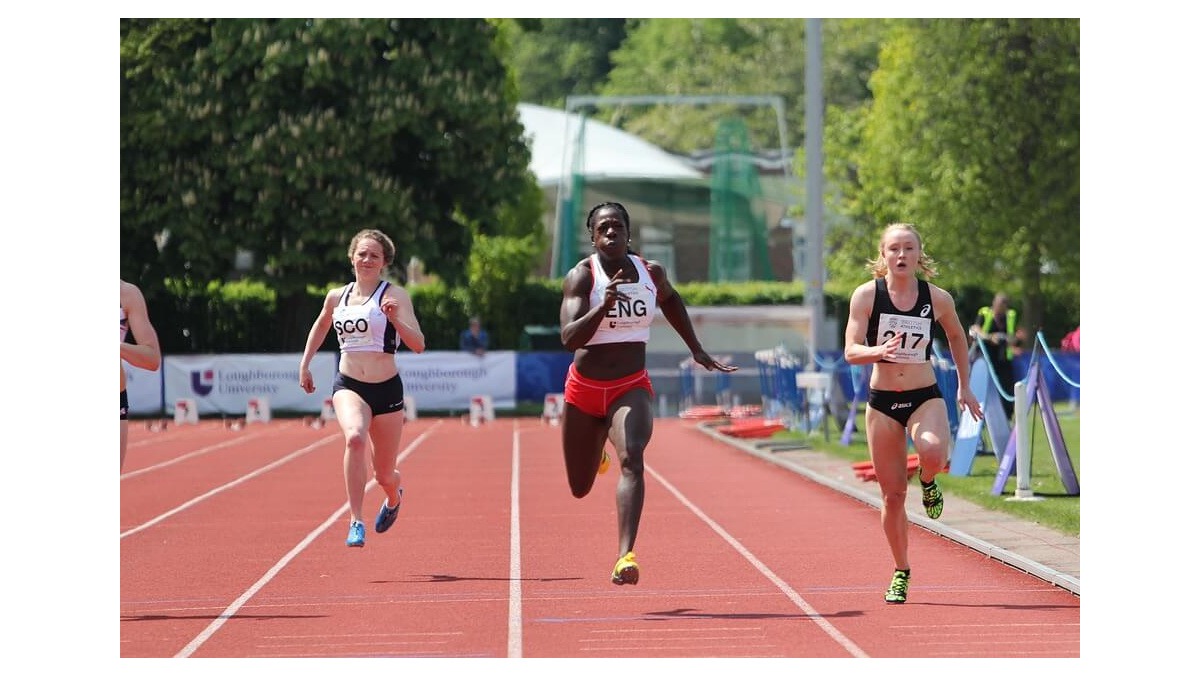 Is the Ideal Running Cadence 180 Steps/Minute? Discover the Science Behind This Number, the Benefits of a Faster Stride, and How to Apply It to Your Training