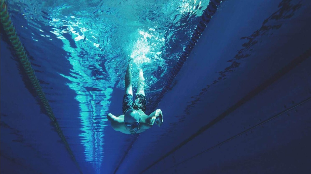 Enhance Your Swimming Performance! Discover 6 Essential Tips for More Efficient and Smart Triathlon Swimming
