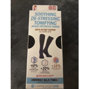 Chaussettes de compression ultra haut de gamme Compressport CARE Copper Coloris noir — Taille S (36-38)