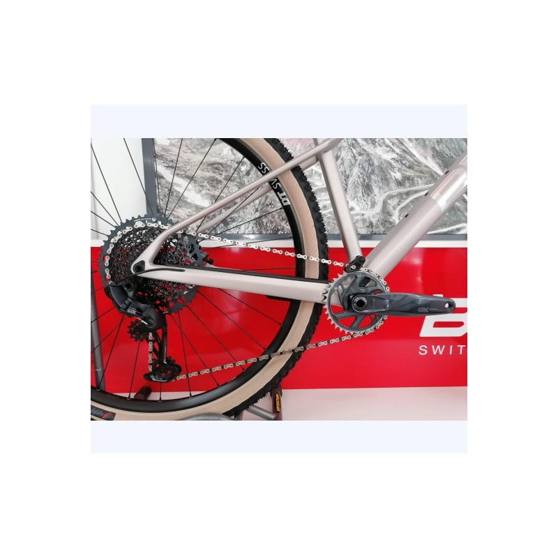 1477-velos-2022 BMC Twostroke 01 Three 2.jpg