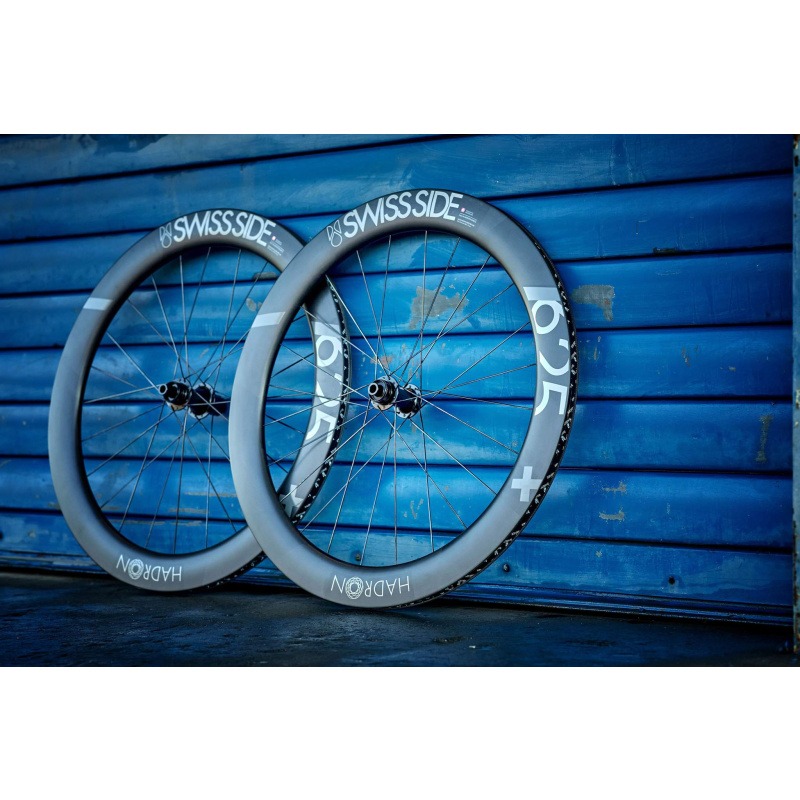 16-roues-velo-8AD70997-3716-4F22-9D37-9F55D8A77FA3.jpg